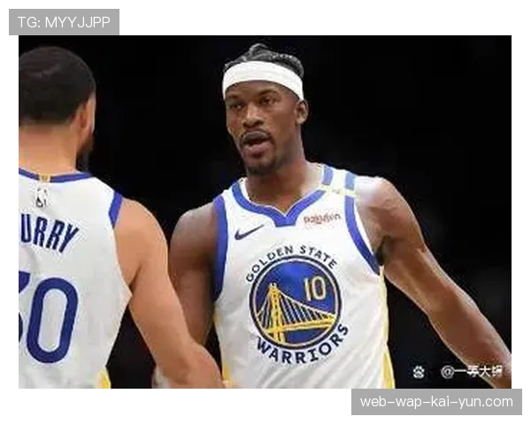 勇士团队篮球战术成功 全队七人得分上双分布均衡